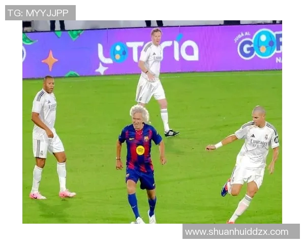 欧洲退役足球明星同场竞技展现风采重温绿茵岁月的精彩瞬间 欧洲退役足球明星同场竞技展现风采重温绿茵岁月的精彩瞬间